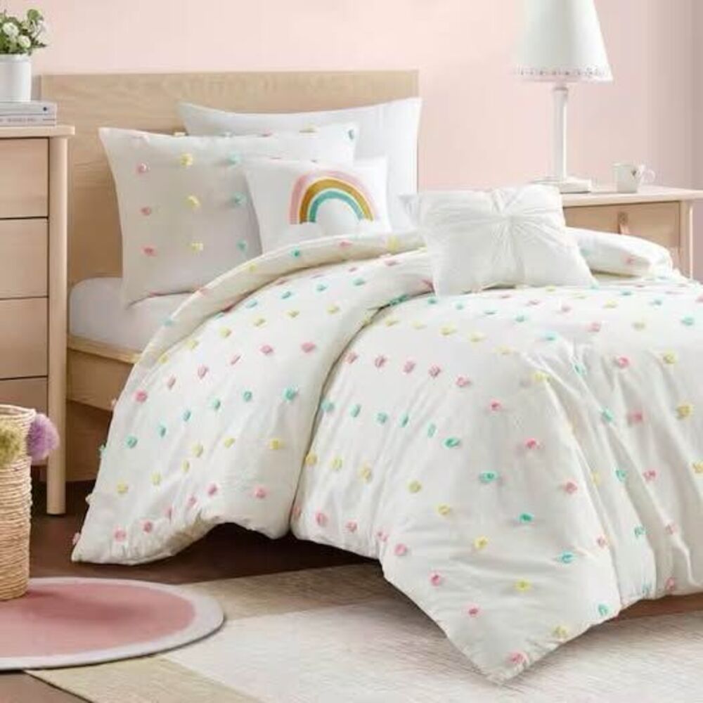 4 Piece Twin/Twin XL Comforter Set Urban Habitat Pom Pom Design NEW
